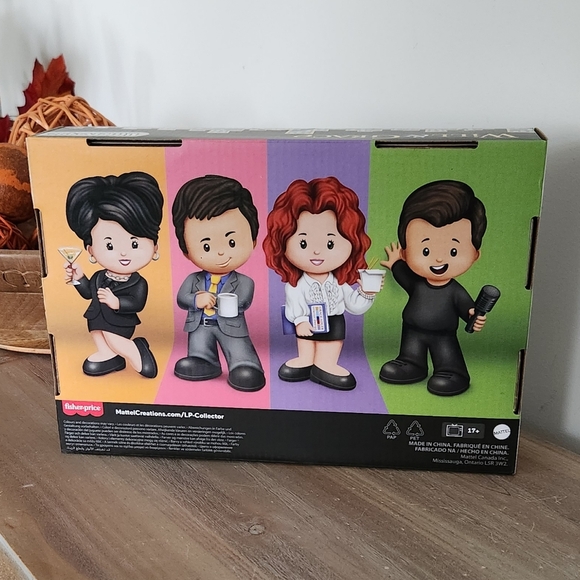 📺 Will & Grace Little People Collector Set – NIB, NWT, TV Classic, TV History - Picture 7 of 11
